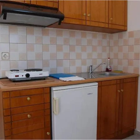 Apartment Frantzis 1 *